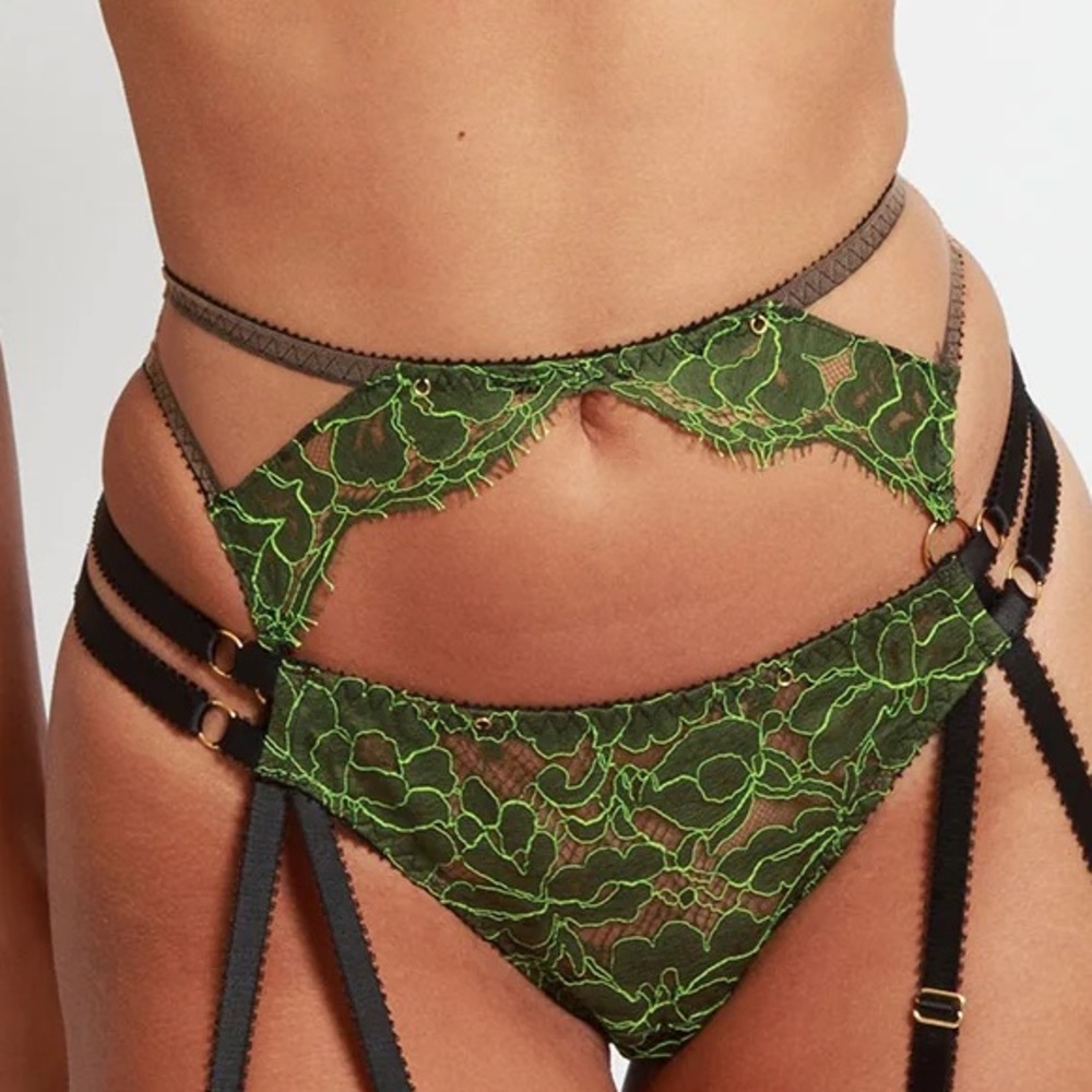 Claire suspender/garter belt